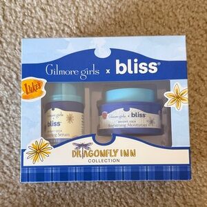 Bliss x Gilmore Girls Dragonfly Inn Brightening Set